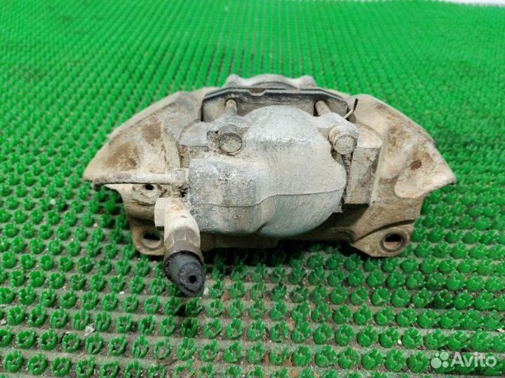Суппорт передний правый Лада 2107 1 2000