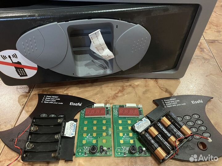 Сейф sentinel Elsafe