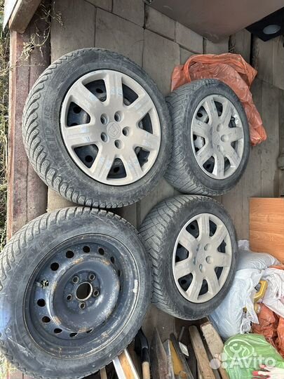 R16 Goodyear UltraGrip 255/55, PCD 5x114.3 DIA 64.1