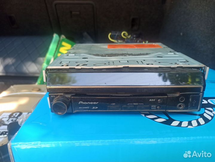 Автомагнитола pioneer avh-5400dvd с экраном (DVD)