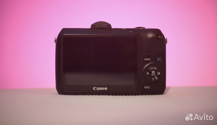 Canon EOS M KIT