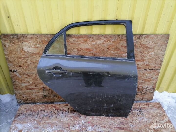 Дверь задняя правая Toyota Corolla NRE150
