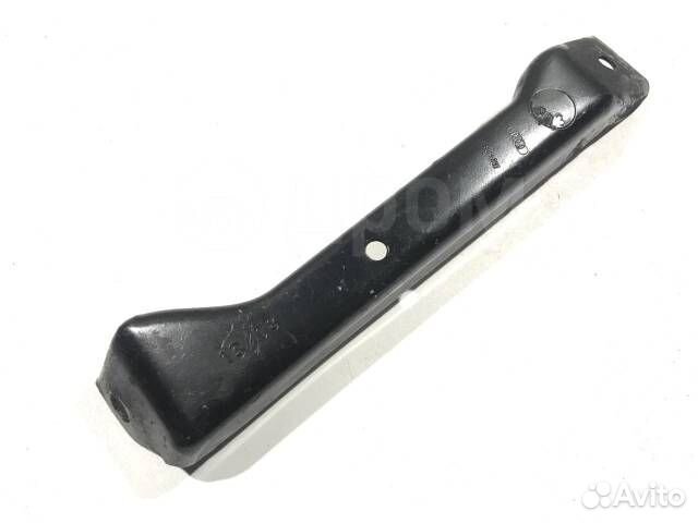 Кронштейн левый Audi A6 C6