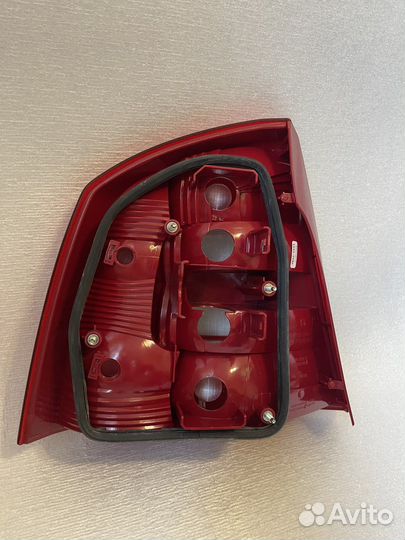 Задний правый фонарь Skoda Octavia A5