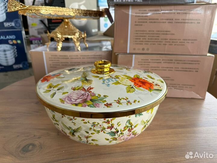 Тазики с крышкой