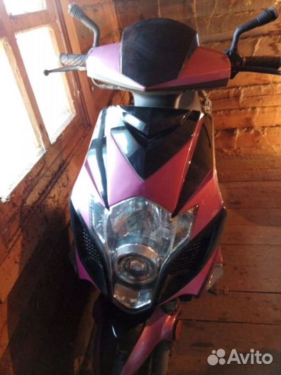 Мопед Yuki lb50qt-21