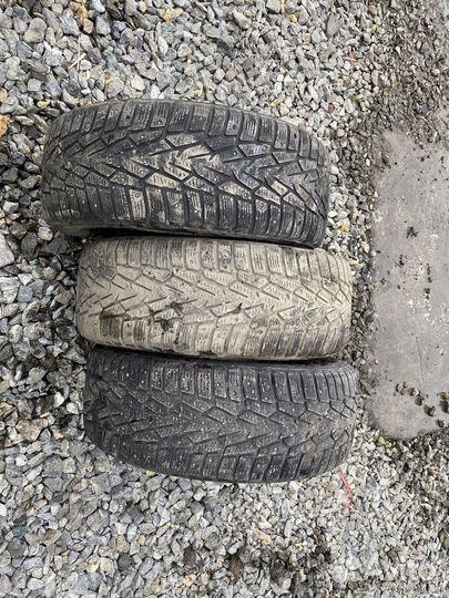 Nokian Tyres Hakkapeliitta 7 215/60 R16