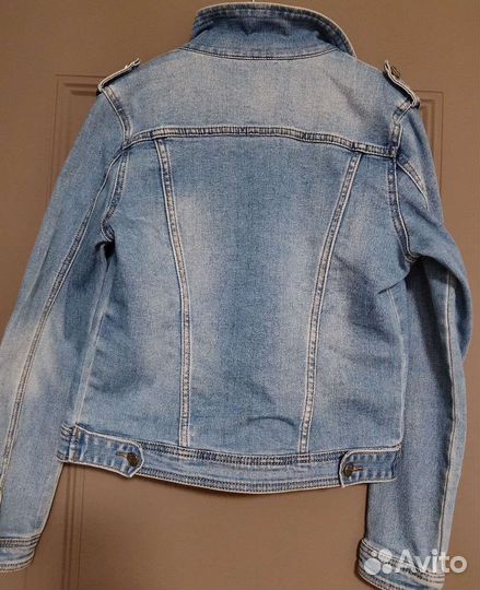 Джинсовая куртка