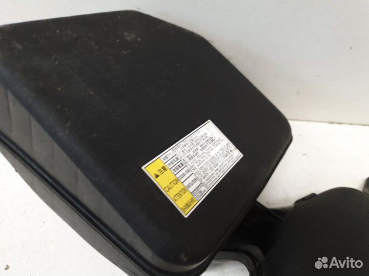 Воздухозаборник передний Toyota Camry V55