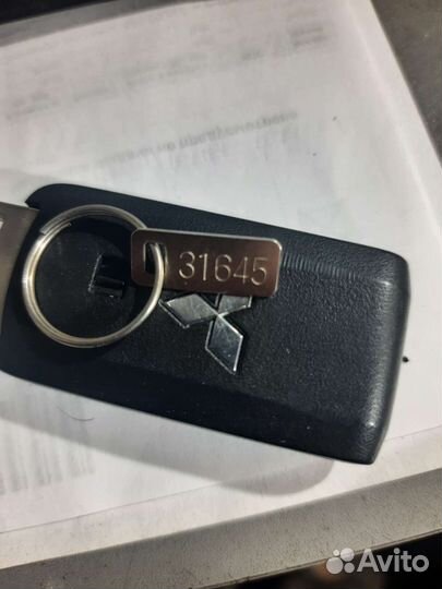 Смарт ключ Mitsubishi