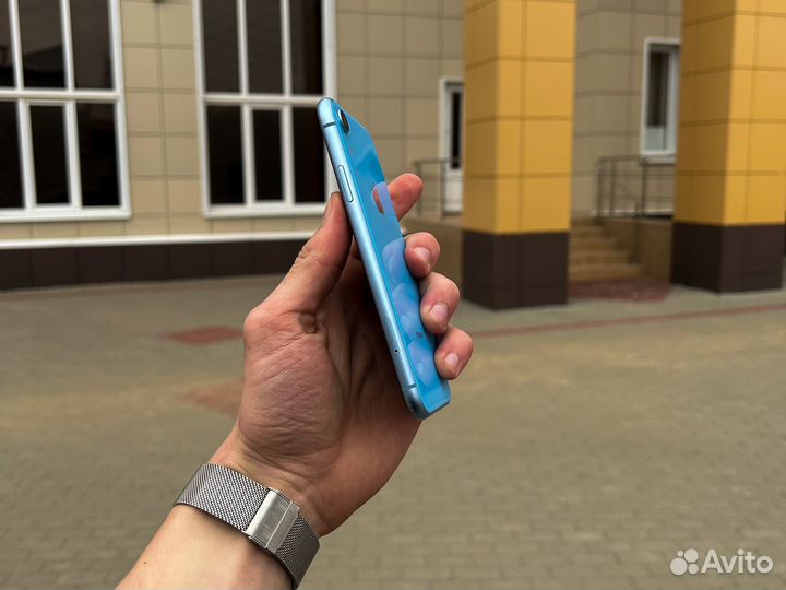 iPhone Xr, 128 ГБ