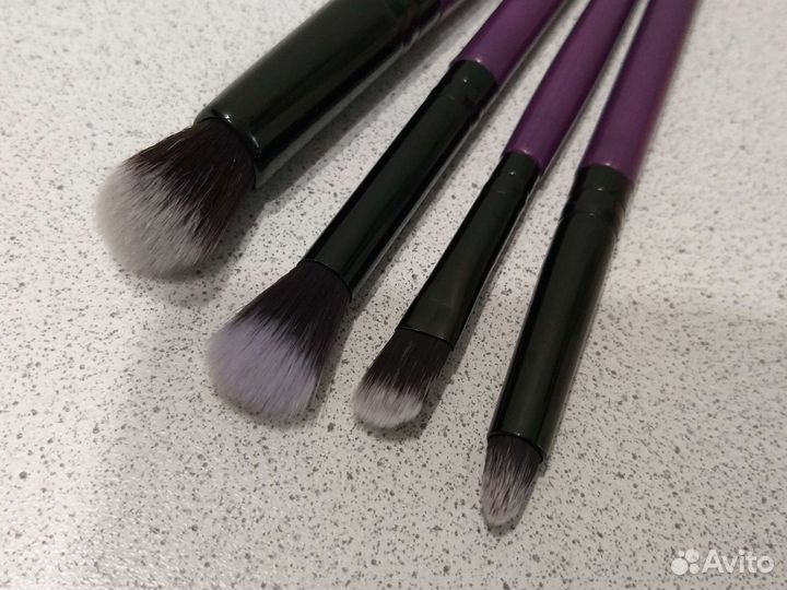 Набор кисточек для макияжа