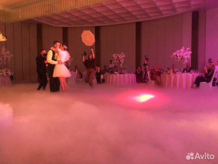 Тяжелый дым и холодные фонтаны на свадьбу