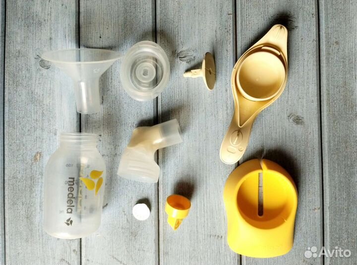 Молокоотсос medela ручной