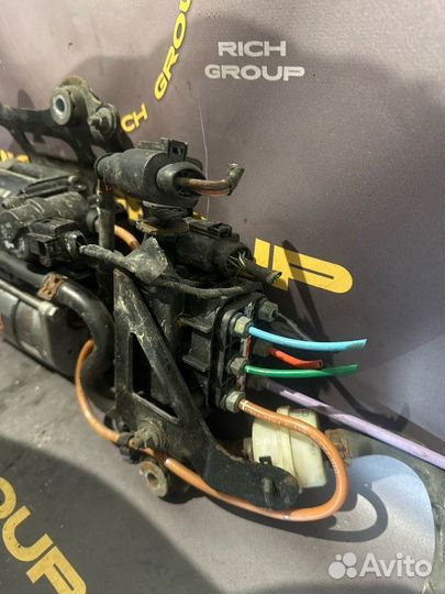 Компрессор пневмоподвески Audi A8 D4 cdra 2010