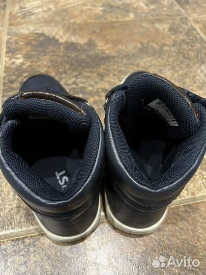 Ботинки для мальчика 33/34 р