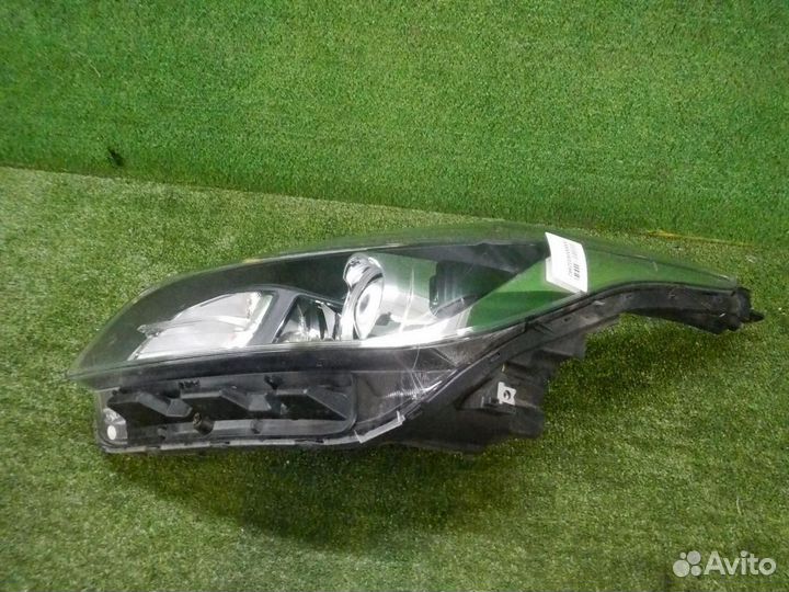 Фара левая Kia Rio