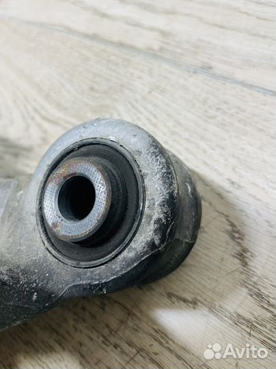 Цапфа задняя Honda Civic 4D