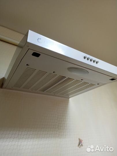Вытяжка для кухни 60 см плоская