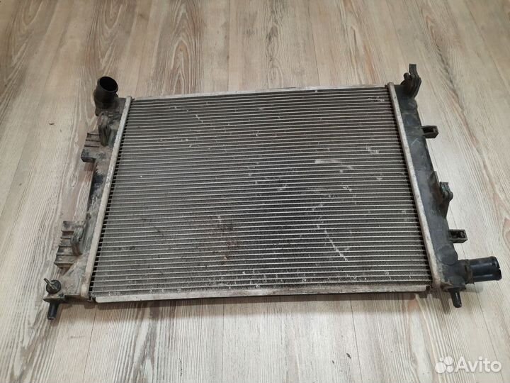 Радиатор охлаждения двигателя основной Kia RIO 3