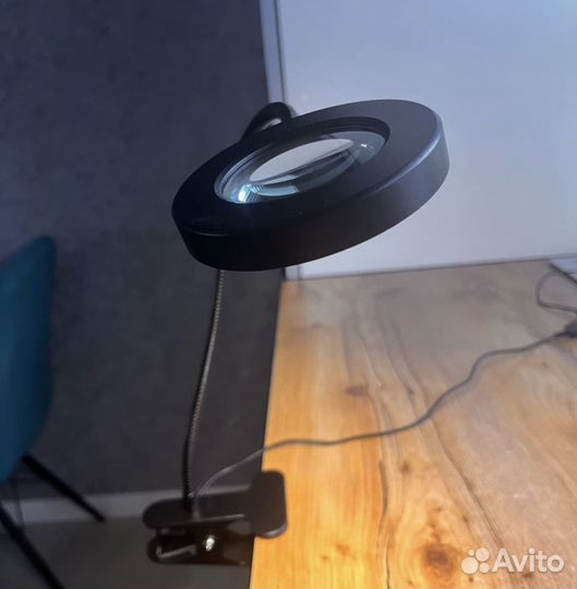 Лампа лупа настольная