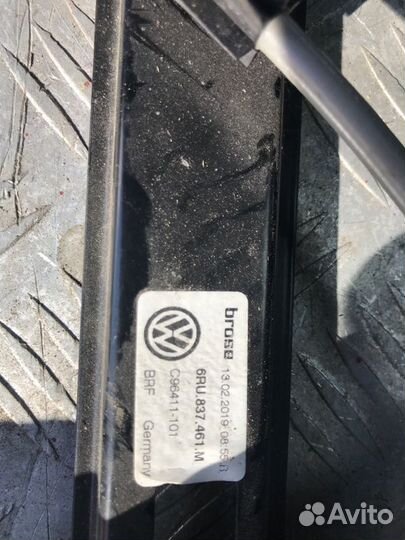 Стеклоподъемный механизм передний левый Volkswagen