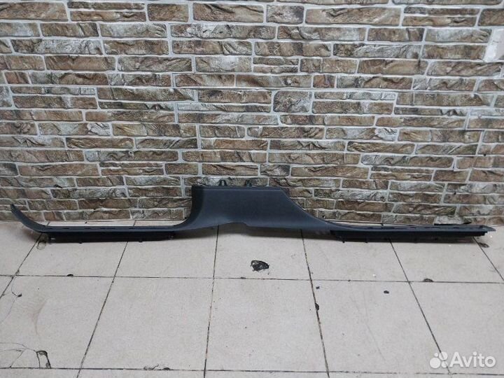 Накладка на порог салона левая Audi Q7 4L 3.0 CRC