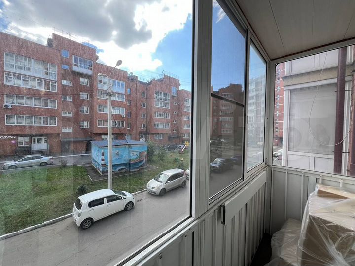 3-к. квартира, 92 м², 2/9 эт.