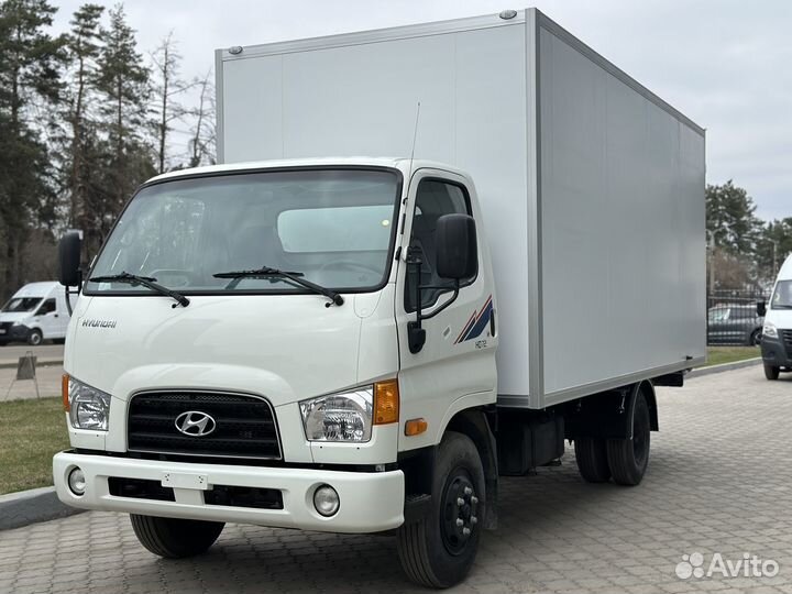 Промтоварный фургон Hyundai HD72, 2022