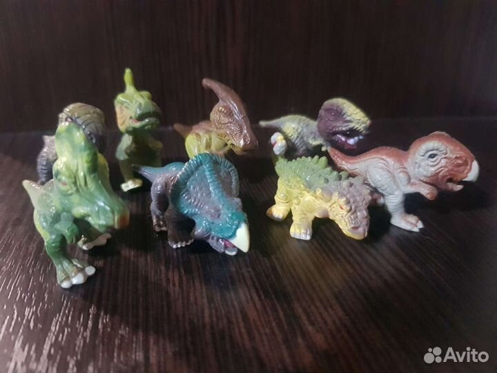 Фигурки динозавров Dinofroz