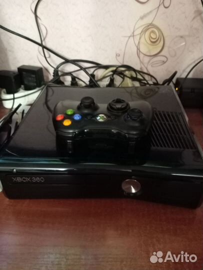 Xbox 360 Slim прошитый freeboot