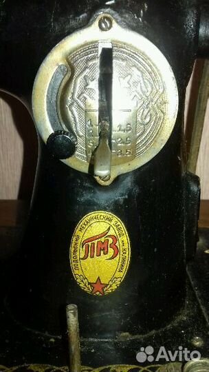 Швейная машина с ножным приводом (Подолская)