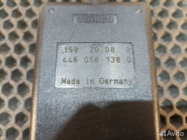 Пульт управления пневмоподвеской