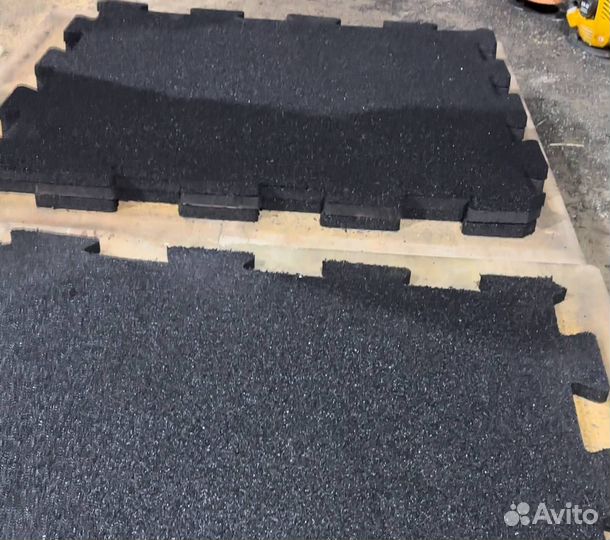 Резиновая плитка 1000х1000