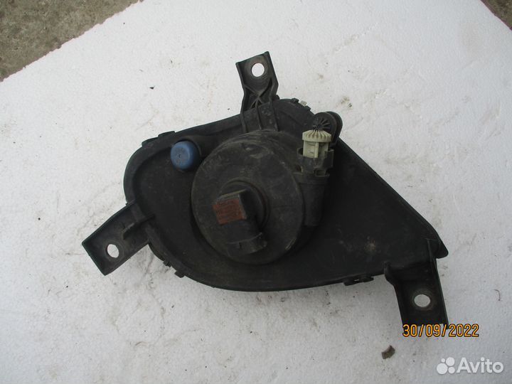 Бмв 3 90 туманка левая рестайлинг