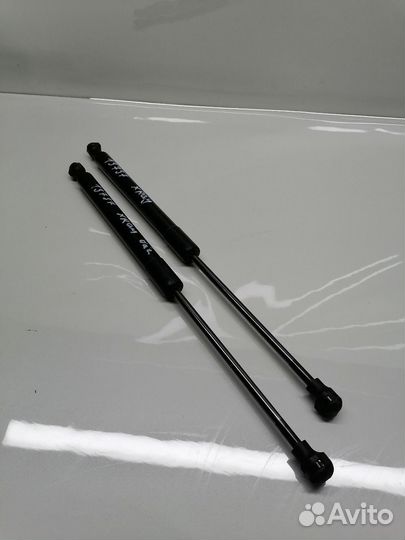 Амортизатор двери багажника ваз (LADA) xray