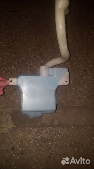 Бачок омывателя Subaru