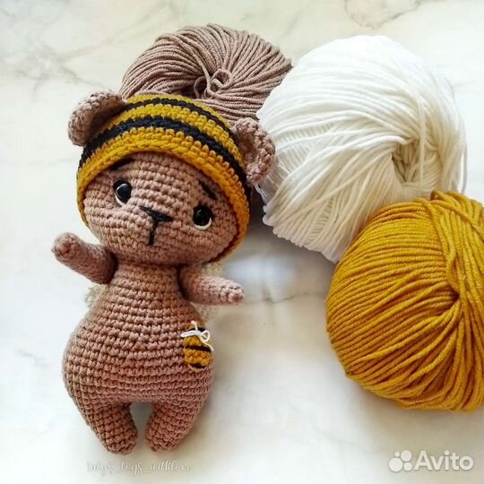 Игрушка ручной работы, пчеломедвежонок