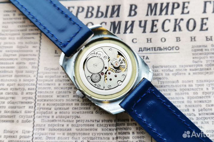 Часы Восток СССР. Редкие. Хорошее состояние