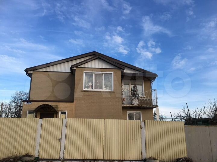 Дом 205 м² на участке 14 сот.