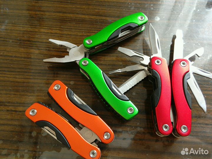 Мультитул, универсальный инструмент,с пилой,с202