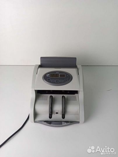 Счетчик банкнот PRO-40U NEO 800