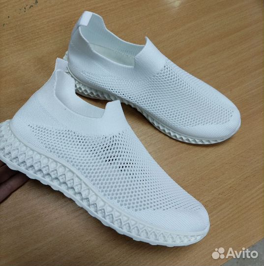 Женские кроссовки сетка