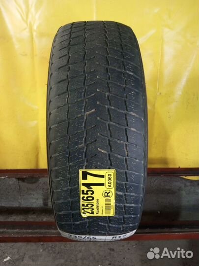 Roadstone Winguard SUV 235/65 R17 96V