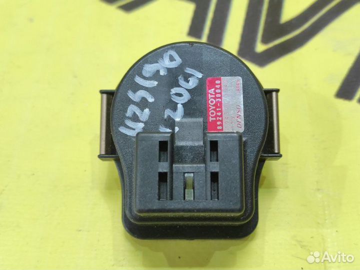 Блок управления подвеской Lexus Gs430 UZS190