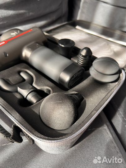 Массажер для тела Yamaguchi Therapy Massage Gun