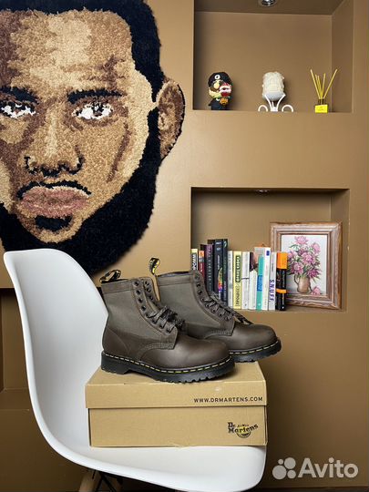 Dr martens 1460 panel