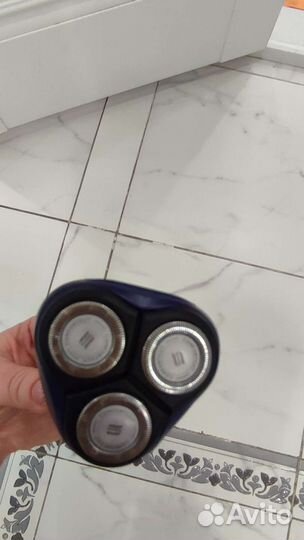 Бритвы электрические Filips и Braun