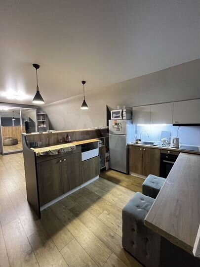 Квартира-студия, 60 м², 2/2 эт.