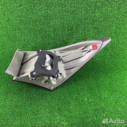 Фонарь левый задний Тойота Королла Е160 (13-19)